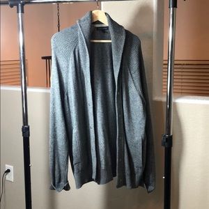Men’s banana republic sweater